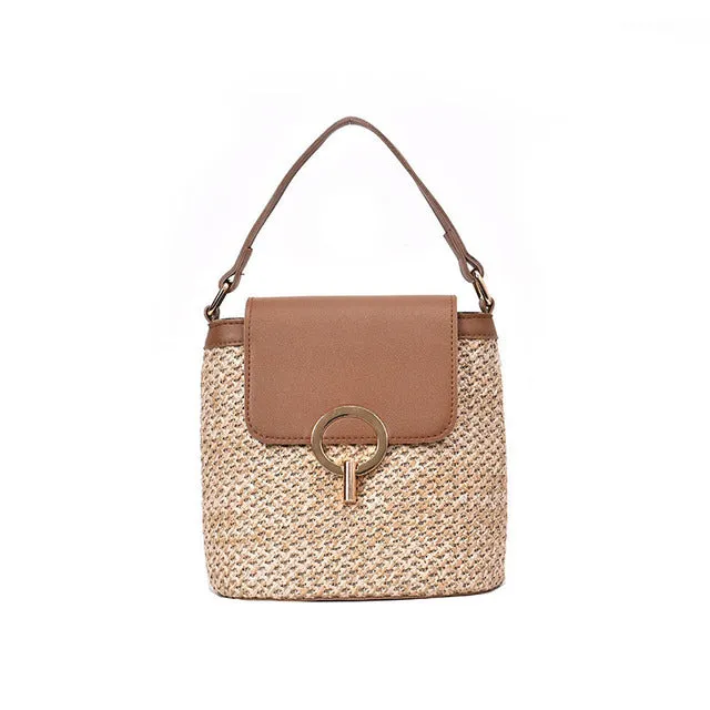 Straw shoulder beach bag