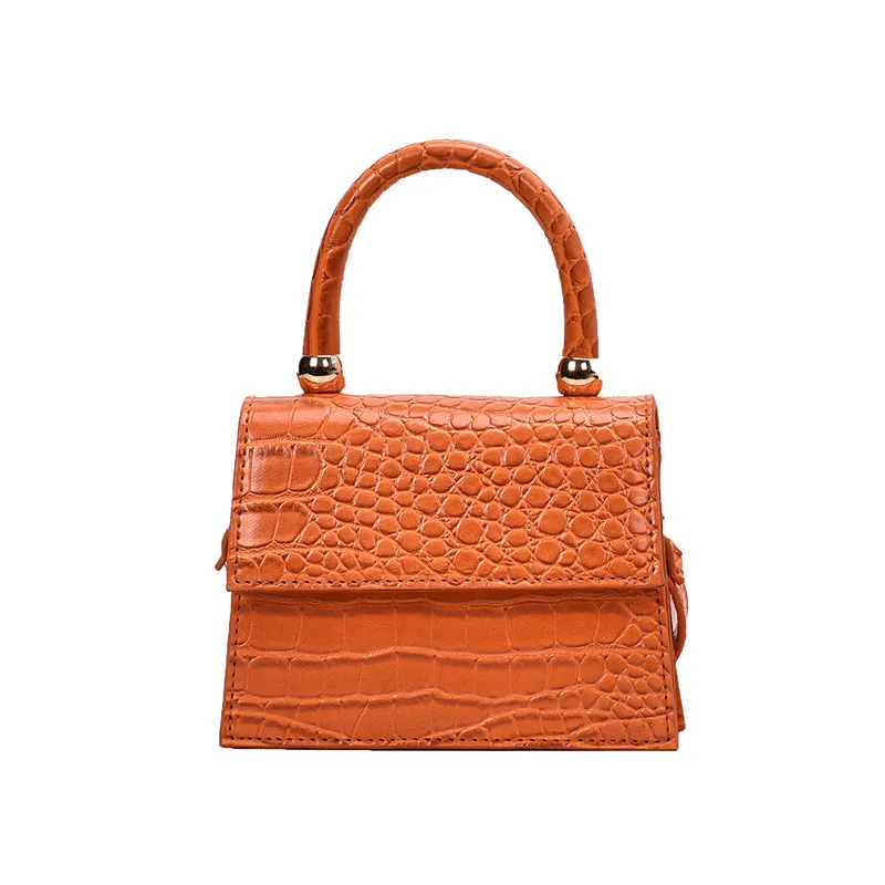 The new foreign style shoulder messenger handbag